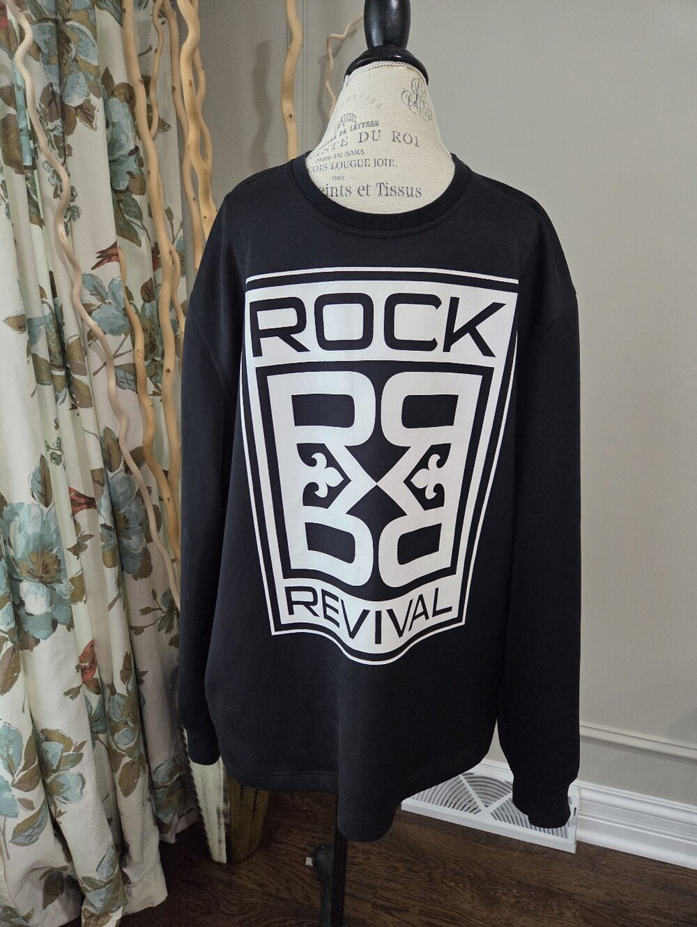 Rock Revival Black Logo Sweatshirt Sz.XXL